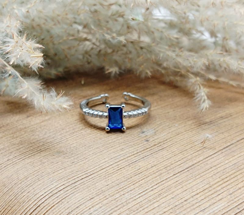 Adjustable Silver Tone Ring