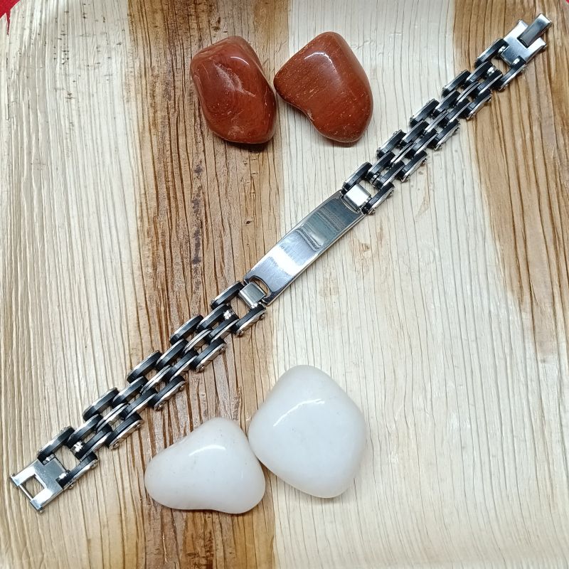 Interwoven Chain Bracelet