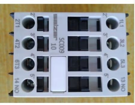 Air Break Contactor 9A 3 Pole Aux 1NC 230 V AC