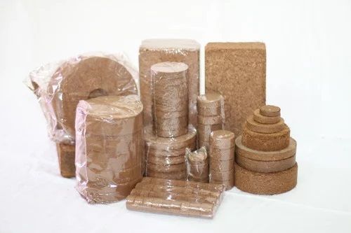 Coconut Husks Cocopeat Blocks