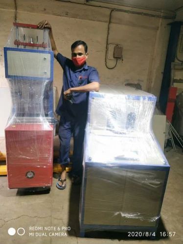 4 Cavity Semi Automatic PET Blowing Machines