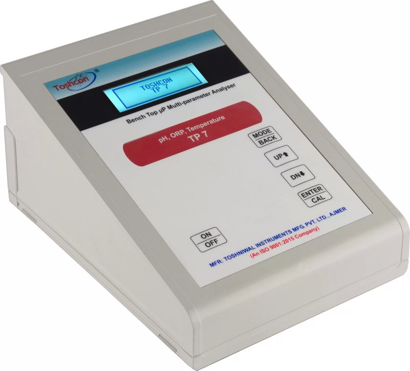 TP7 Benchtop PH Meter