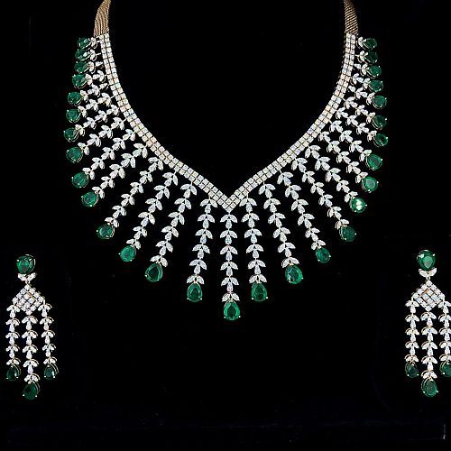 Metal Elegance Lab Grown Diamond Necklace Set, Color : Silver