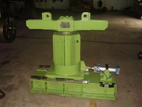Multi-Arm Coil Unloader