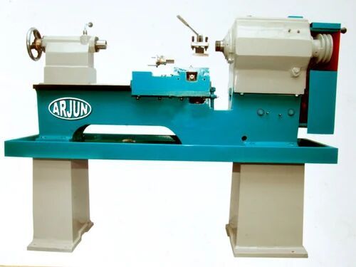 Arjun Medium Duty All Gear Lathe Machine, Weight : 590 Kg