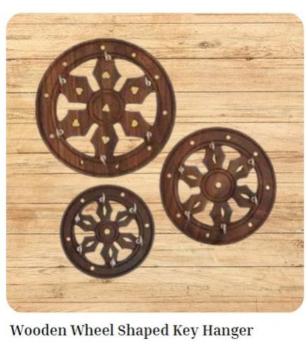 Wooden Wall Hanging Wheel Shaped Key Holder