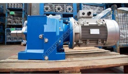 Mild Steel Color Coated Inline Helical Gearbox, Style : Horizontal