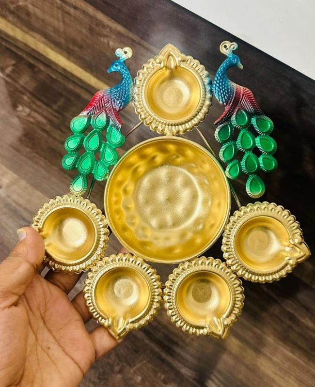 Brass Lotus Petal Round Decor Urli