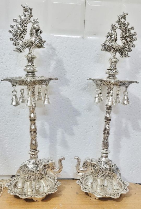 5x5x16 Inch Aluminium Diya Stand