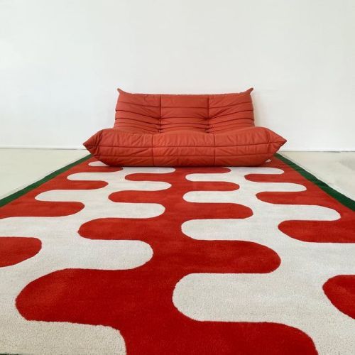 Red and White 3d Carpet