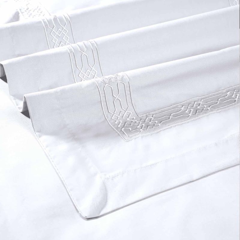 100x108 Inch My Trident White Satin Plain Cotton Bedsheet