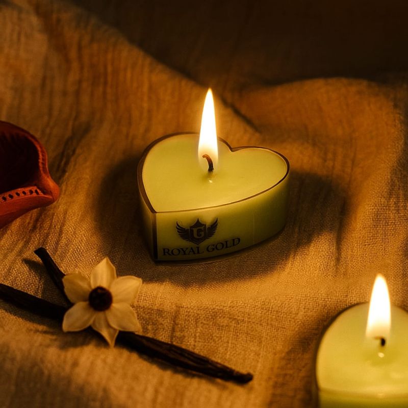 Royal Gold Green Heart Soy Wax Tea Light Candle