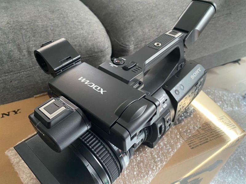 Sony pxw-z280 4k 3-CMOS Camcorder Video Camera