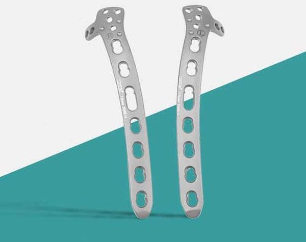 Distal Humerus Locking Plate With Lateral Support