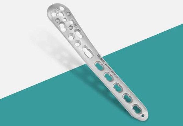 Metaphyseal Distal Medial Tibial Plate
