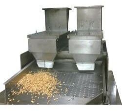 50 Hz Peanut Splitting Machine, Capacity : 1000 Kg/h