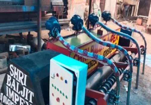 Fixed Form Concrete Paver Machine