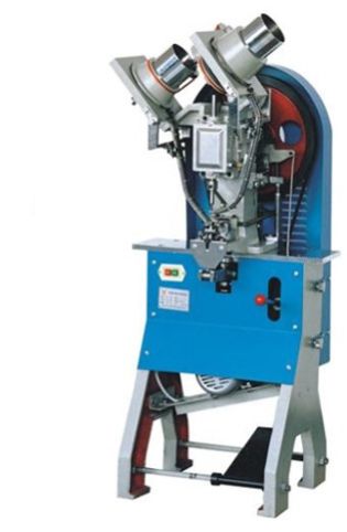Eyeletting Machine