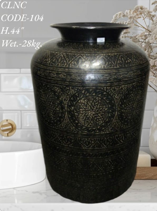 Code 104 Brass Handicraft Planter