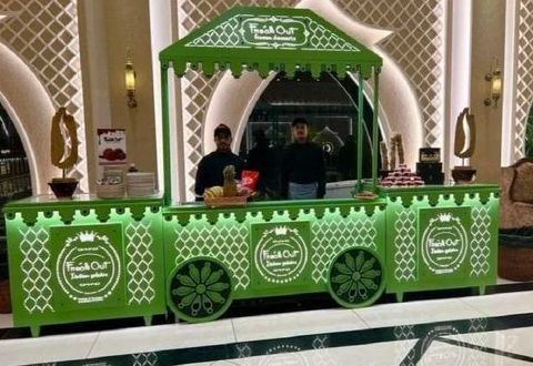 2 Shelves Green Stainless Steel LED Catering Counter