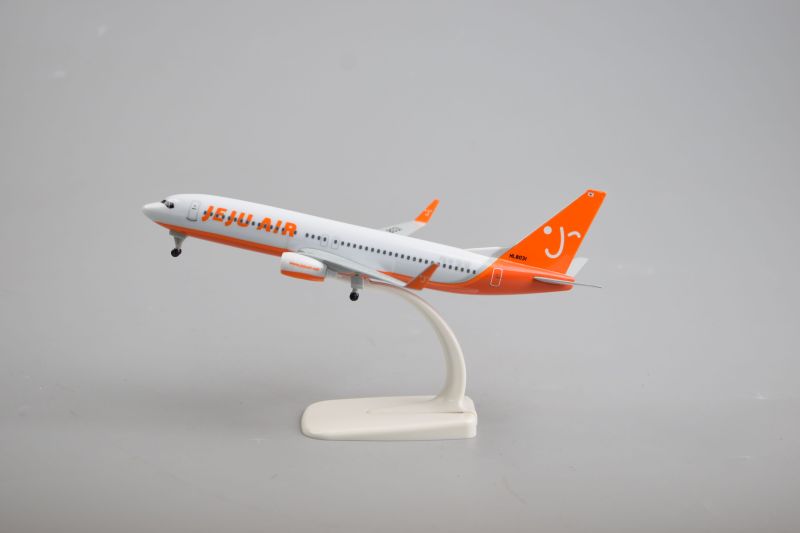 20cm 737-800 Jeju Air Wheels Metal Model Aircraft