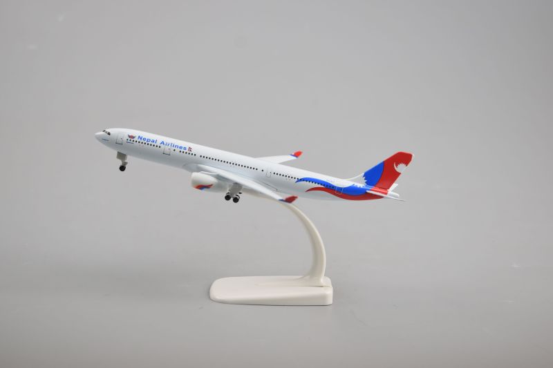 20cm A330 Nepal Airlines Metal Die Cast Plane Model Aircraft Toy