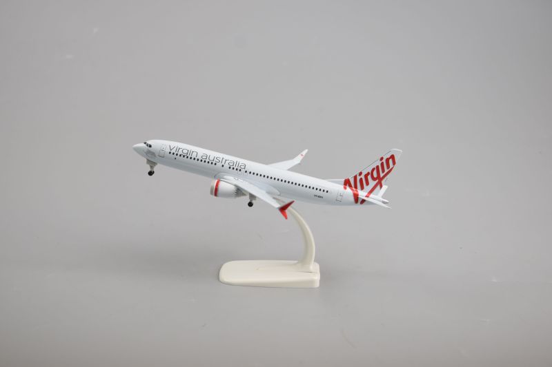 20cm B737max Virgin Australia With Wheels Metal Aircraft Plane Model Gift