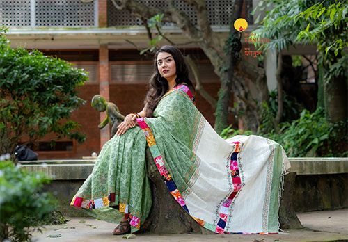 Unstitched Handloom printed saree, Brand Name : Momo Fanush