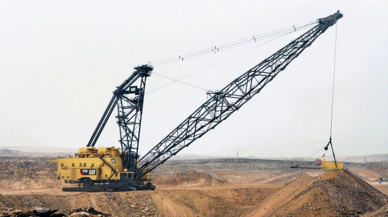 8200 Dragline Crawler Crane