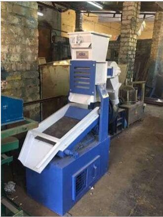 Grain Destoner Machine, Power : 5 Horsepower (HP)