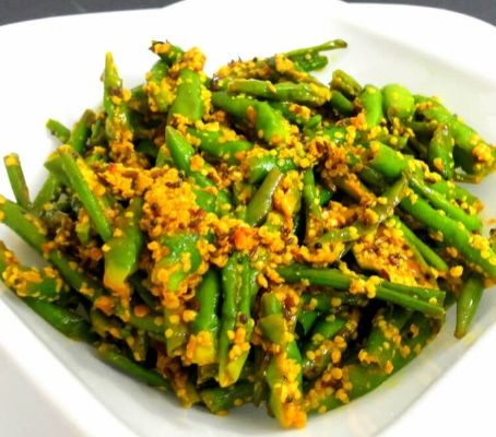 Salt Green Chilli (Lemon Juice) Pickle