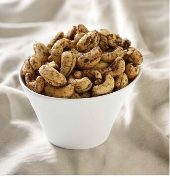 Dried 'n' Roasted Black Pepper Cashew Nuts - 250g