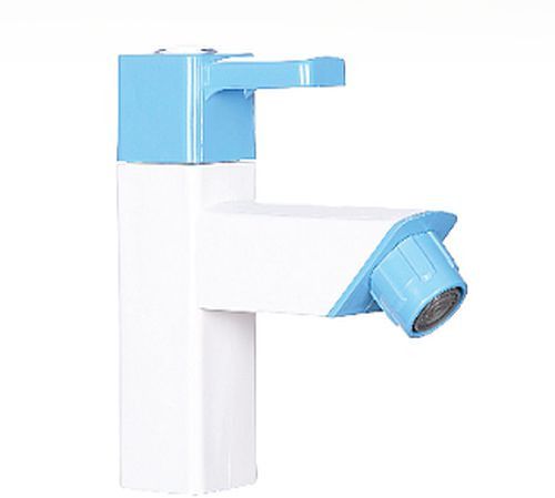 Cubic Collection Ptmt Pillar Cock, Color : White, Blue