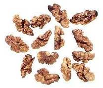 Walnut kernels