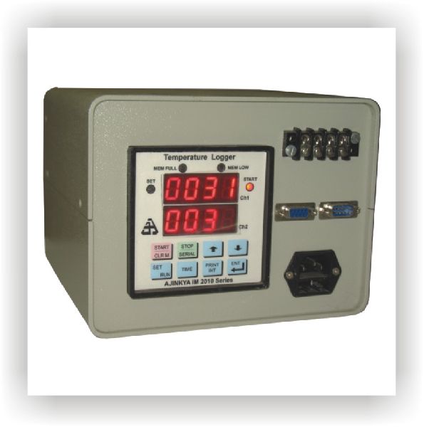 Two channel data logger