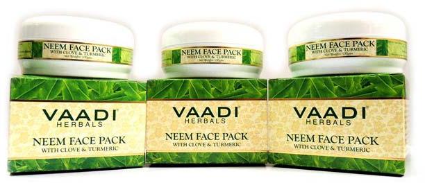 Anti Acne Neem Face Pack with Clove & Turmeric