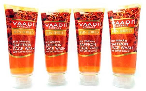 Skin Whitening Saffron Face Wash with Sandal Extract