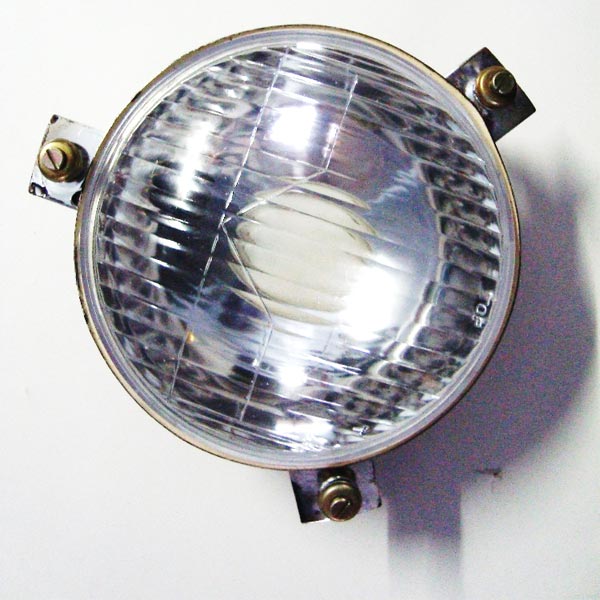 Head Light Assembly For Commercial Vehicle