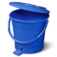 Platic Indoor Plastic Pedal Dustbin, for Commercial, Residential, Feature : Biodegradable, Durable