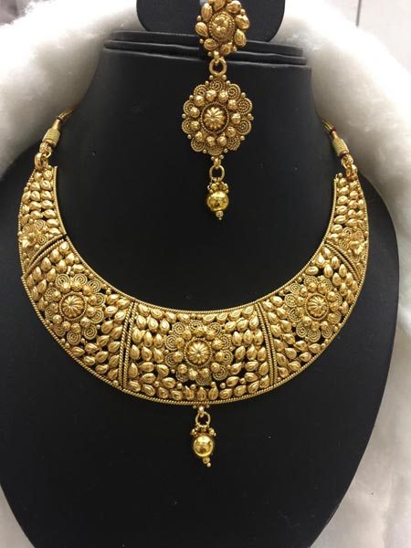 Gold Look Necklace 2