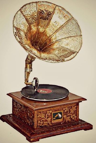 Antique Square Wooden Base Gramophone