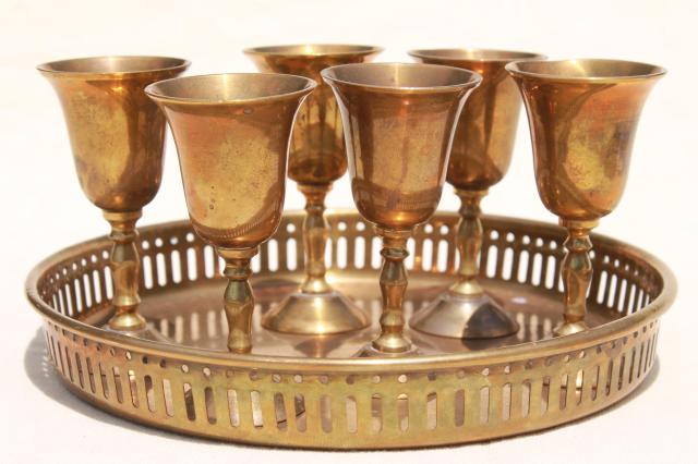 Round Vintage Brass Glass & Tray Set, for Serving, Pattern : Plain