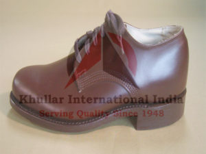 Oxford Shoes, Feature : Tear resistant, Neatly Stitched, Elegant design