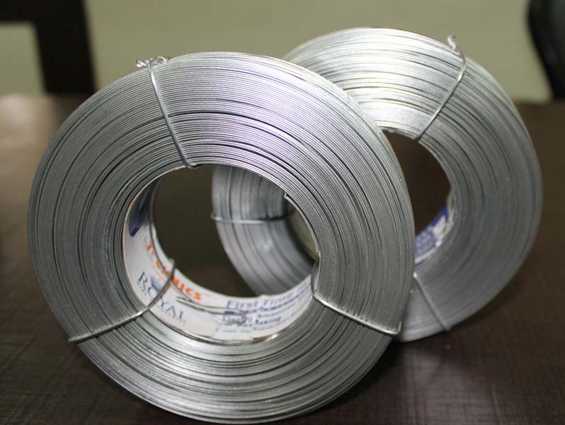 TECHNICS GALVANIZED LOW CARBON Himachal Flat Stitching Wire, for STAPLING THE CARTON