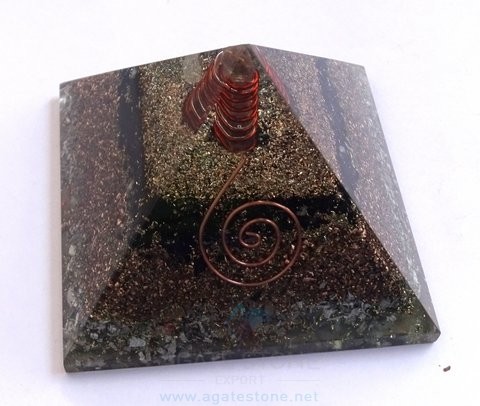 Black Tourmaline Orgone/ Orgonite Layer Copper Pyramid with Point