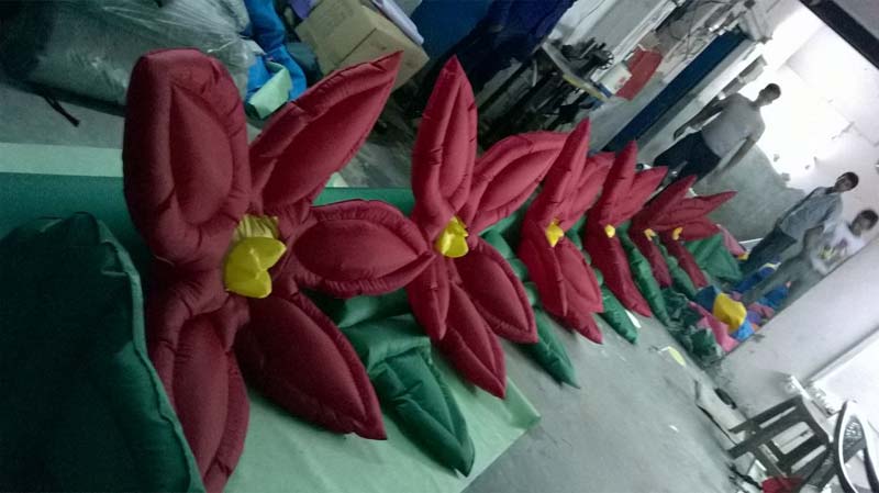 Decoration inflatable flower chain