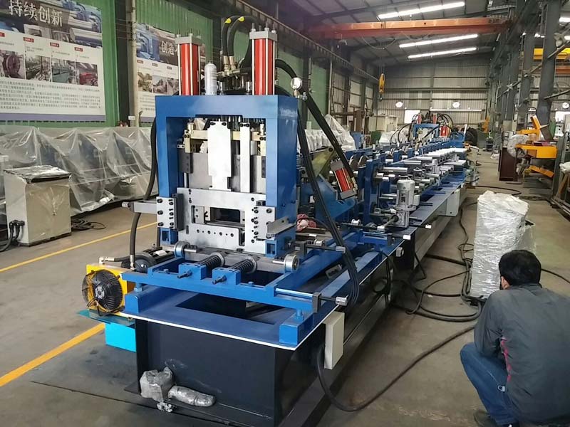 Guiding Channel Making Machine