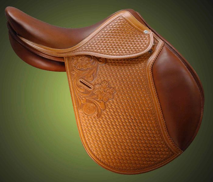English Saddle multiporpose show saddle