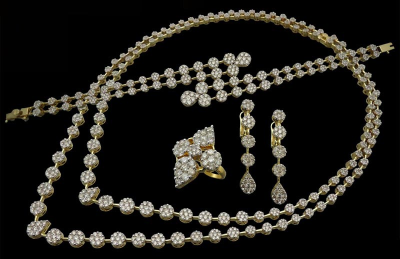 Diamond Necklace Set (SNK 2516)