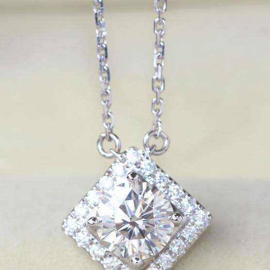 Square Shaped Moissanite Diamond Pendant